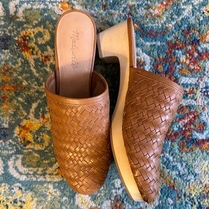 Madewell NWOT Leather Clogs size 9.5